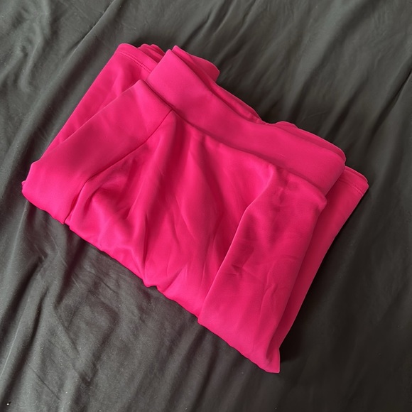 Hot Pink Torrid Scuba Skirt NWOT - Picture 5 of 5